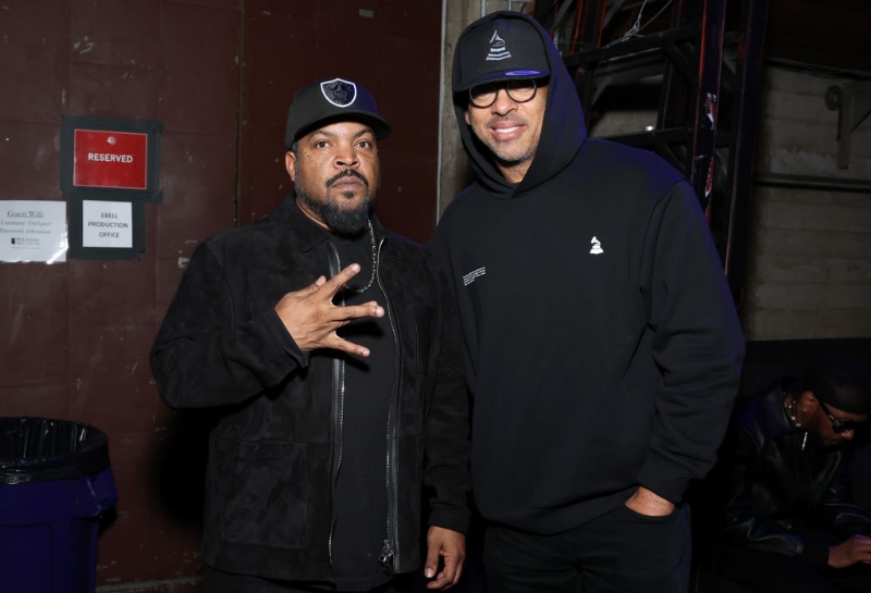 Ice Cube Learned How To Cry From Cuba Gooding Jr.